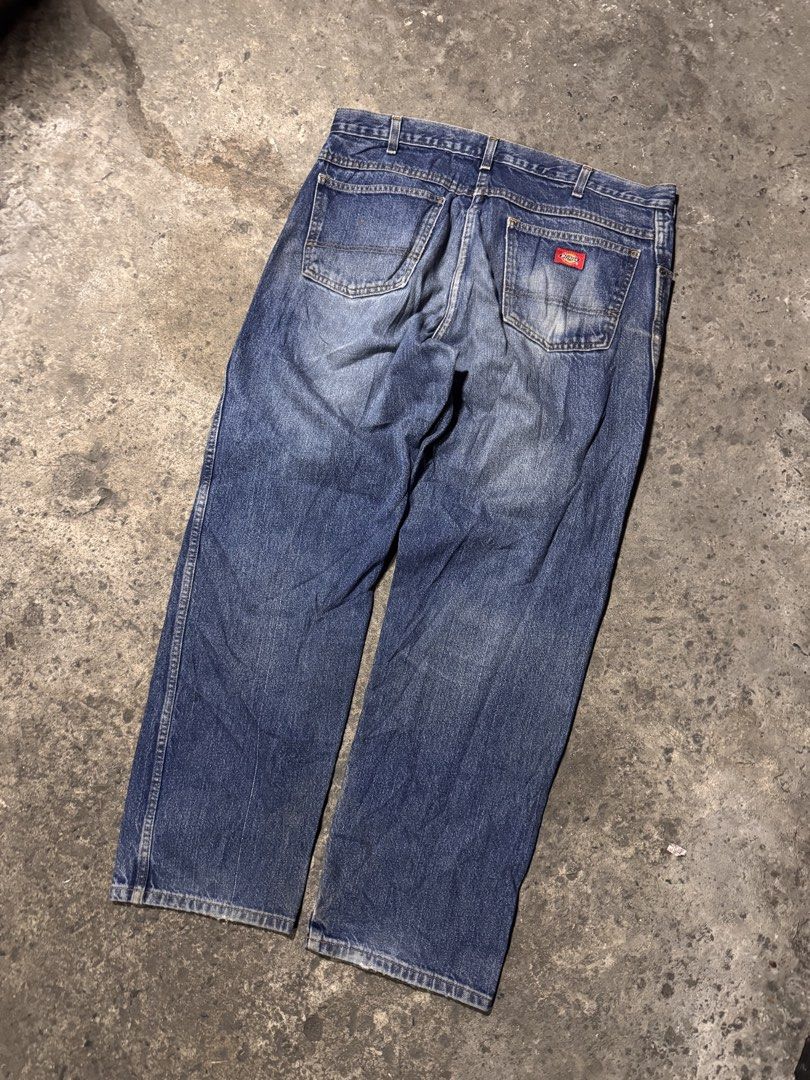 Dickies denim pants (Category: Jeans) located in Pasig City. Submitted by dripthrift1600 (Listing ID 1471256066, Image 2). Description: - Dickes denim - Good condition - Issue: Needwash - Sizes: XL - Dimes: 36x41x9 #dripthrift1600.