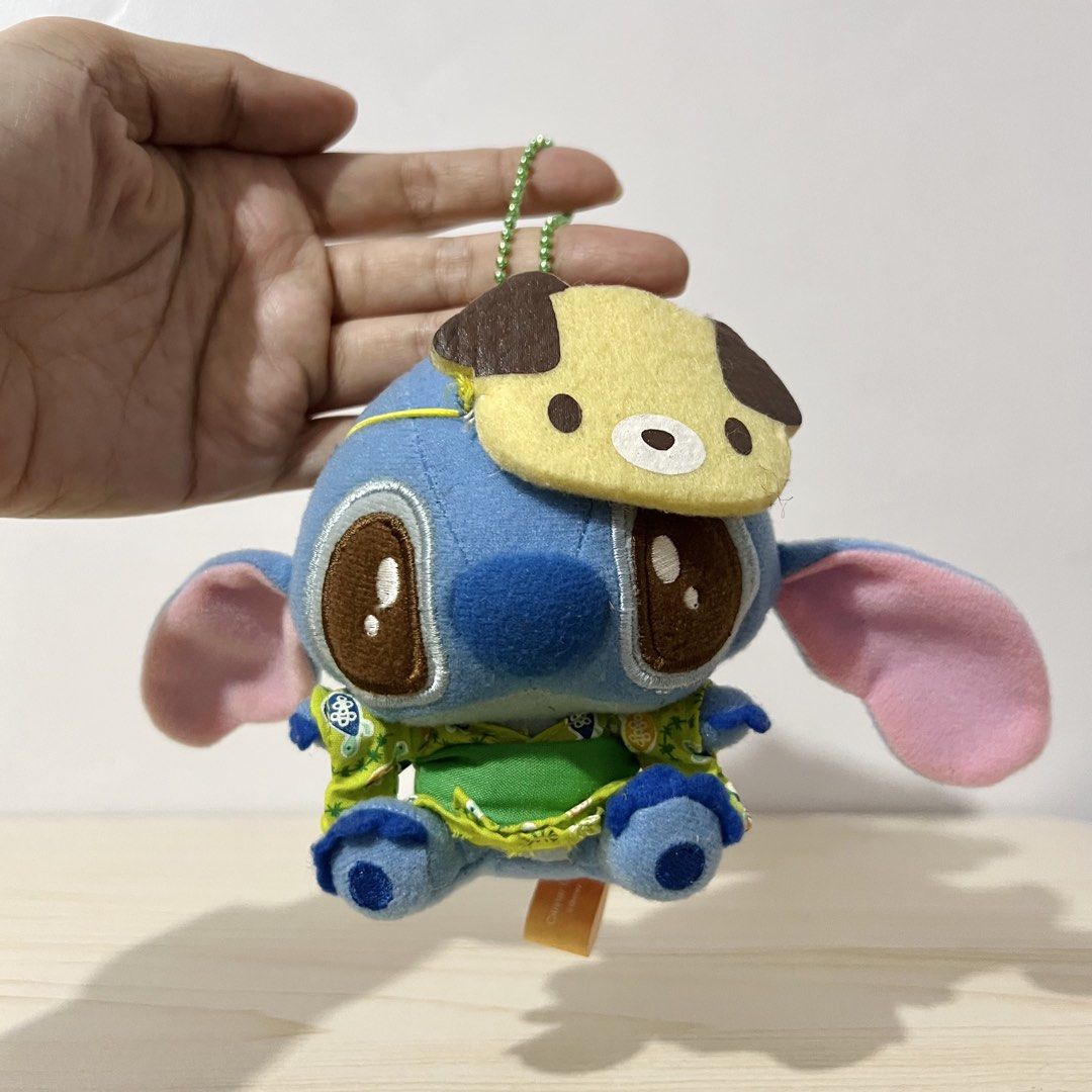 Disney Lilo & Stitch Plush Charm height: 10cm - Php 250 (Category: Character Goods) located in Davao. Submitted by pandorastoybox (Listing ID 1471261490, Image 3). Description: Disney Lilo & Stitch Plush Charm height: 10cm - Php 250.