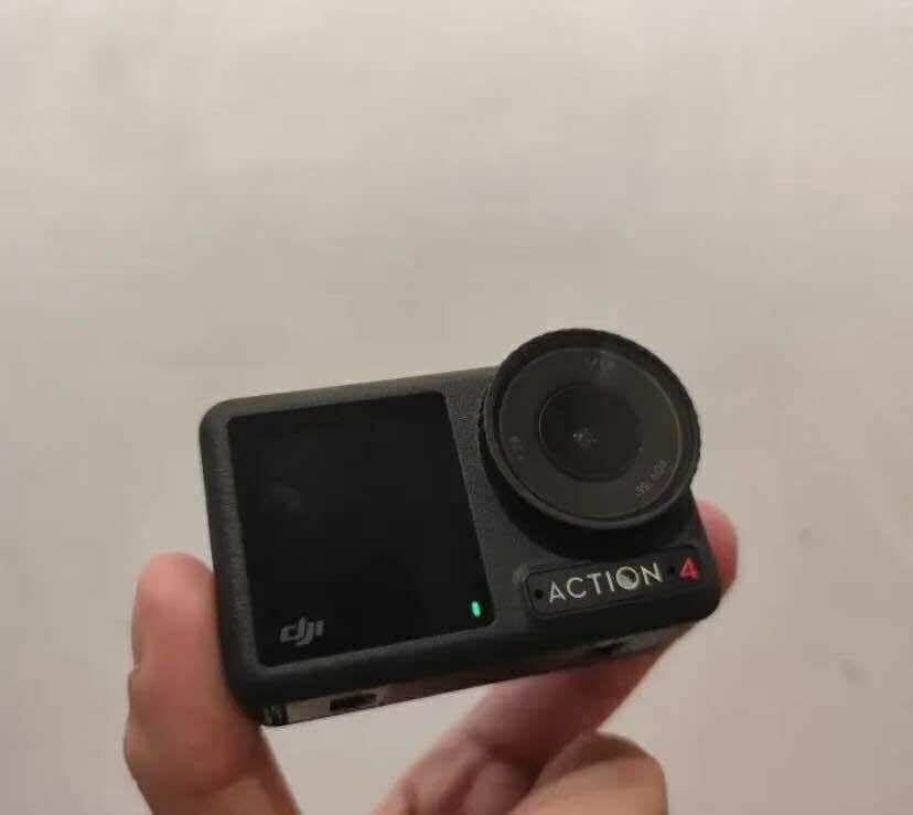 DJI Osmo Action 4 Standard Combo (Category: Cameras) located in Quezon City. Submitted by abarrijennylou155 (Listing ID 1471131324, Image 1). Description: - Model: DJI Osmo Action 4 (Standard Combo) - Video Quality: Crystal-clear 4K resolution with amazing stabilization - Best For: Vlogging, sports, and outdoor adventures - Usability: Super easy to mount and operate - Condition: Complete package, ready to use - Note: Grab it while available!.