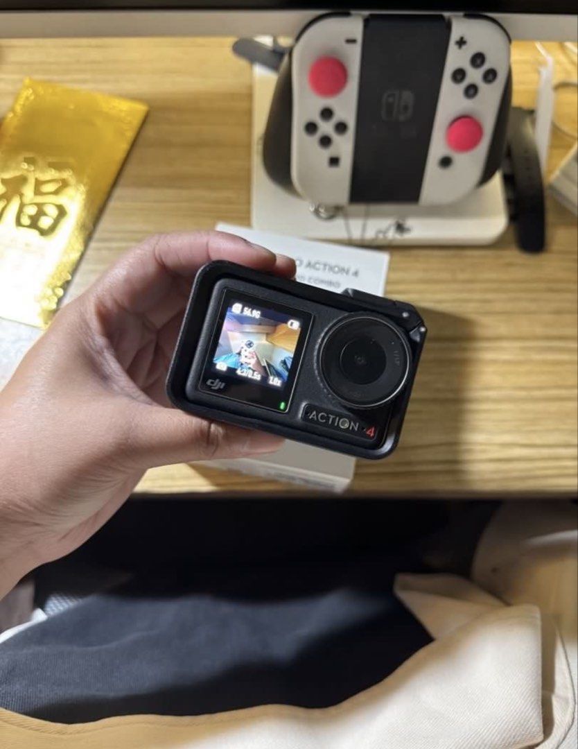DJI Osmo Action 4 Standard Combo (Category: Cameras) located in Manila. Submitted by declutter-with_andrea (Listing ID 1471180425, Image 2). Description: Bought February 2026 -No issues, all working properly -Lens and screen protectors installed since Day1 -Free mini tripod included RFS: Planning to upgrade Price is negotiable for sure buyers.