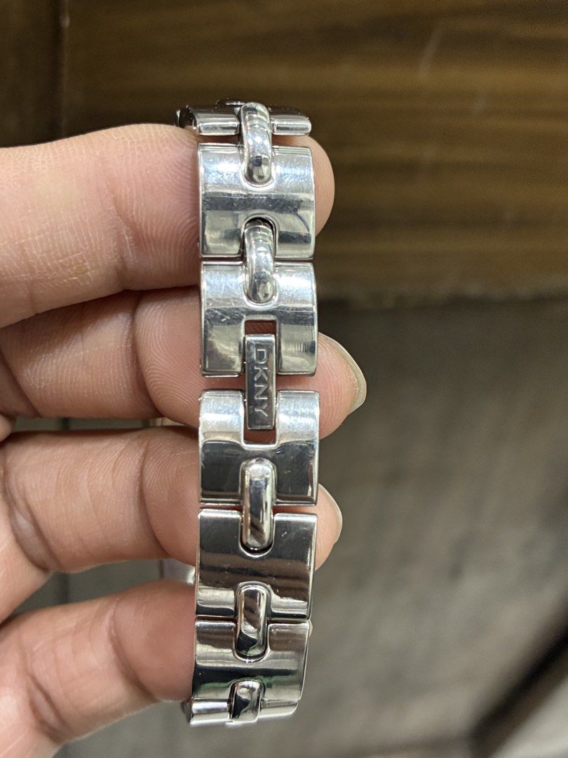 Dkny Lady Watch (Category: Women's Watches) located in Manila. Submitted by tictac921 (Listing ID 1471177107, Image 3). Description: .