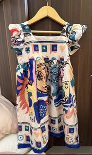 (Category: ) located in . Submitted by martinas.closet (Listing ID 1471157492, Image 1). Description: .