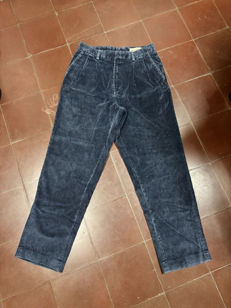 Eddie Bauer Blue Corduroy Pleated Pants Size (Category: Trousers) located in Manila. Submitted by mharkie (Listing ID 1471285213, Image 1). Description: - Brand/Model: Eddie Bauer Pleated Corduroy Pants - Color: Dark Blue - Size: 31/30 - Material: 90% Cotton, 10% Polyester - Origin: Made in Mexico - Fit & Texture: Comfortable relaxed fit with wide whale texture - Features: Button-closure back pockets and waist belt loops - slightly discoloration 