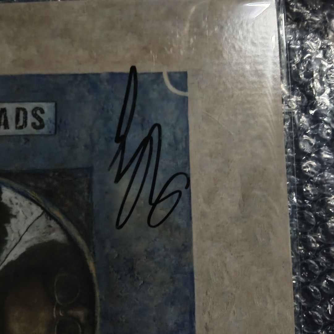 Eraserheads Circus 2LP Vinyl Record Signed Limited Edition (Category: Vinyls) located in General Mariano Alvarez. Submitted by greenyjean48745 (Listing ID 1471287613, Image 2). Description: - Eraserheads Circus Double LP Vinyl Record - Personally signed by the band members on the cover - Extremely limited edition: First time on vinyl, only 3,500 pressed worldwide - Remastered and cut by Bernie Grundman from original analog tapes - Features legend