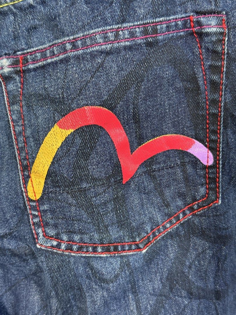 EVISU denim jeans (Category: Jeans) located in Manolo Fortich. Submitted by thriftacktoe34 (Listing ID 1471235231, Image 3). Description: Excellent condition Color rate 9.5/10 Size 32 Dimes W32 x L37 OOOOFFFLLLAAANG FREE shipping fee.