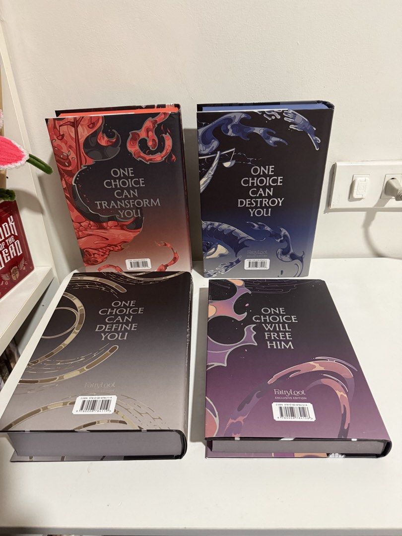 Fairyloot - Divergent Series (Category: Storybooks) located in Malolos. Submitted by thebookdragonslair (Listing ID 1471228221, Image 2). Description: With minimal dents on the spine. On-hand. ——— 🤍 MOP: BDO / BPI / Gcash / Maribank ️🤍 MOD: J&T / Lalamove 📍 Location: Malolos, Bulacan.