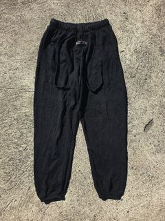 (Category: ) located in . Submitted by thriftmaggots.ph (Listing ID 1471127981, Image 1). Description: .