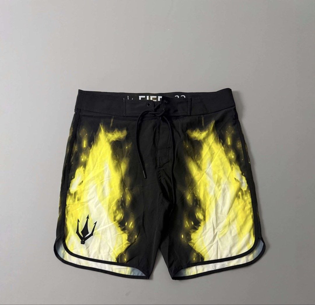 FIED MEN’S PHYSIQUE BOARD SHORTS (Category: Shorts) located in Guagua. Submitted by sweetboyy (Listing ID 1471260947, Image 1). Description: FIED MEN’S PHYSIQUE BOARD SHORTS EXCELLENT CONDITION SIZE 32 ON TAG DIMES: WAISTLINE 32-34 / LENGTH 18.