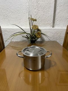 (Category: ) located in . Submitted by doublelkitchenwares (Listing ID 1471271305, Image 1). Description: .
