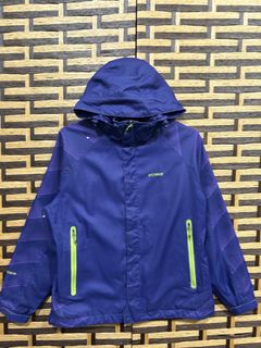 (Category: ) located in . Submitted by brandthriftoutdoor_ (Listing ID 1471120053, Image 1). Description: .