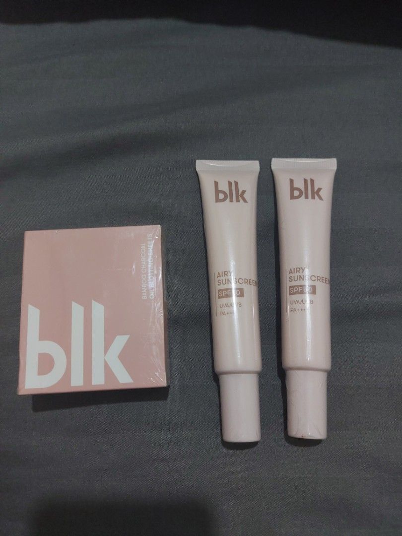 Free BLK Blotting Paper (BLK Sunscreen Bundle) (Category: Face Care) located in Manila. Submitted by floureanis (Listing ID 1471280113, Image 1). Description: - Brand new and sealed in original packaging - Bundle includes: 2 tubes of blk cosmetics Airy Sunscreen SPF 50 (orig price at 495 each) - FREE! 1 pack of bamboo charcoal oil blotting sheets if you buy all :).