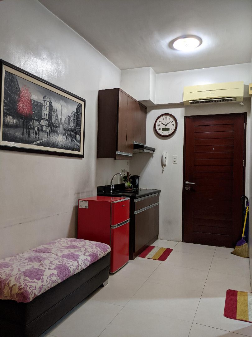 Fully Furnished Studio Condo Unit for Rent (Category: Apartments & Condos) located in Pasig City. Submitted by hamlet33 (Listing ID 1471288508, Image 3). Description: Fully Furnished Condo Unit Rate 17000 Details: Cozy studio unit for rent Solid wooden door Modular kitchen system with grease trap Porcelain tiles Full service elevator Generator set 24/7 security system and cameras Free valet service In-house repair and maintenance Furnished: Split