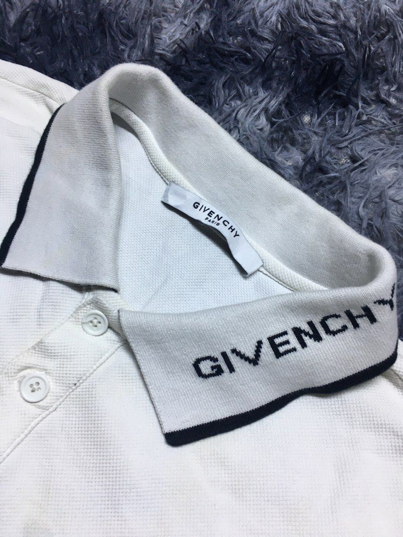 GIVENCHY POLO (Category: Activewear) located in Cagayan de Oro. Submitted by rosellersumod-ong (Listing ID 1471238790, Image 3). Description: excellent condition no issue need wash only size Xl 22/231 cr9.5/10.