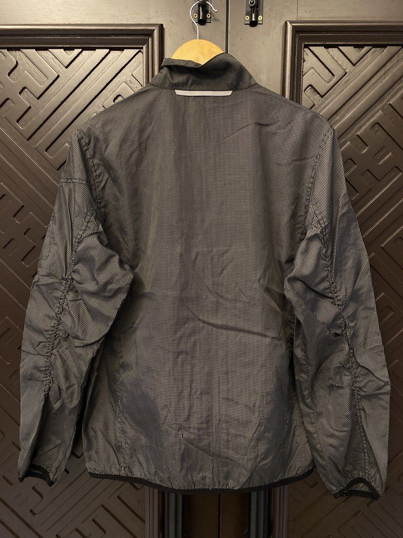 Gladiator Windbreaker (Category: Coats, Jackets and Outerwear) located in Kota Bharu. Submitted by cun_sakura (Listing ID 1471187021, Image 3). Description: Jacket siap basuh dobi bole combo mana2 item kondisi seperti dalam gambar P21 L26.