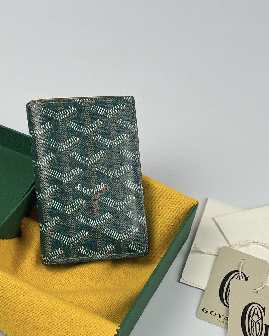 Goyard St. Marc Card Holder (Category: Luxury Bags & Wallets) located in Calamba. Submitted by theartofpeerpressurelgn (Listing ID 1471190356, Image 2). Description: GYRD St. Marc Card Holder Like new, complete with COA. ₱28,000 only (SRP ₱50K) 💯 Guaranteed Authentic 💳 Layaway available 📍 Calamba City, Laguna 🚚 Lalamove / LBC DM us to purchase. FB: THE ART OF PEER PRESSURE IG: @theartofpeerpressurelgn.