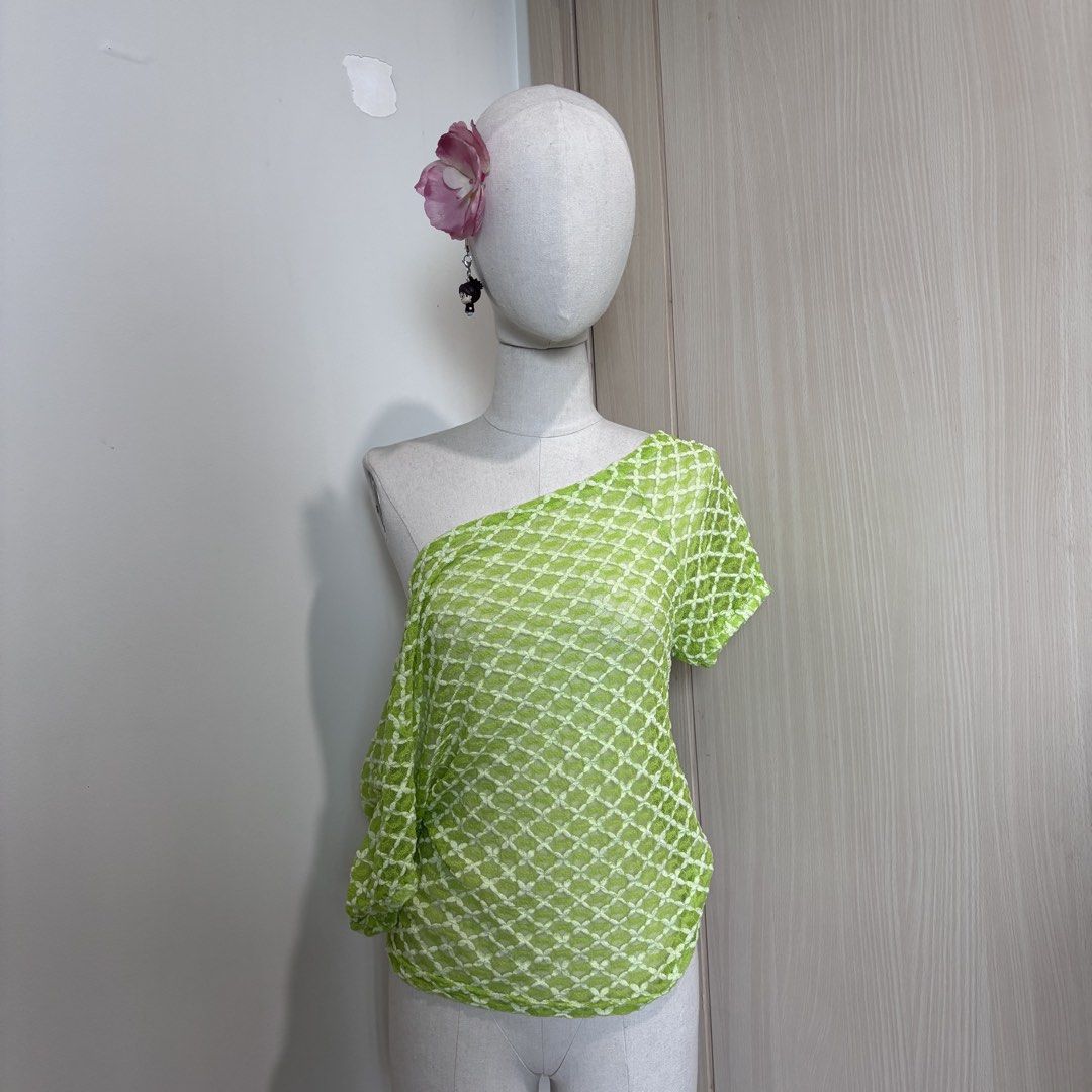 Green Off-Shoulder Textured Mesh Top (Category: Blouses) located in Quezon City. Submitted by yamakento (Listing ID 1471142564, Image 2). Description: fits s-m.