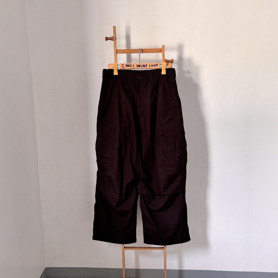GU by UNIQL0 super wide cargo pants (Category: Trousers) located in Guiguinto. Submitted by candlonlineshop (Listing ID 1471273300, Image 3). Description: ✨ FIRST TO PAY BASIS ✨ GU by UNIQL0 super wide cargo pants (choco brown) 📏 Size: large ✨ Condition: 9.5/10 📐 Waist: 31.5”-33” | Length: 41.5” ✅ Flaws: None 💸 ₱550 + SF 📍 Bulacan 🚚 Sh0pee Checkout (SPX) | J&T Express ⏳ First to pay basis — no payment, no reservation. 📌 Please manage your e