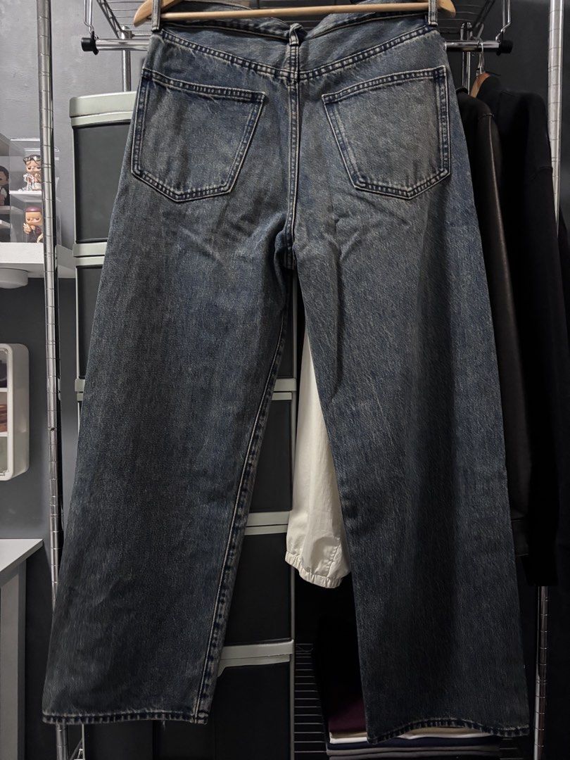 GU Washed Blue Wide Straight Jeans Size 29 (Category: Jeans) located in Manila. Submitted by miguelguanio (Listing ID 1471194502, Image 3). Description: Wide Straight Jeans - From GU JAPAN - size 29.
