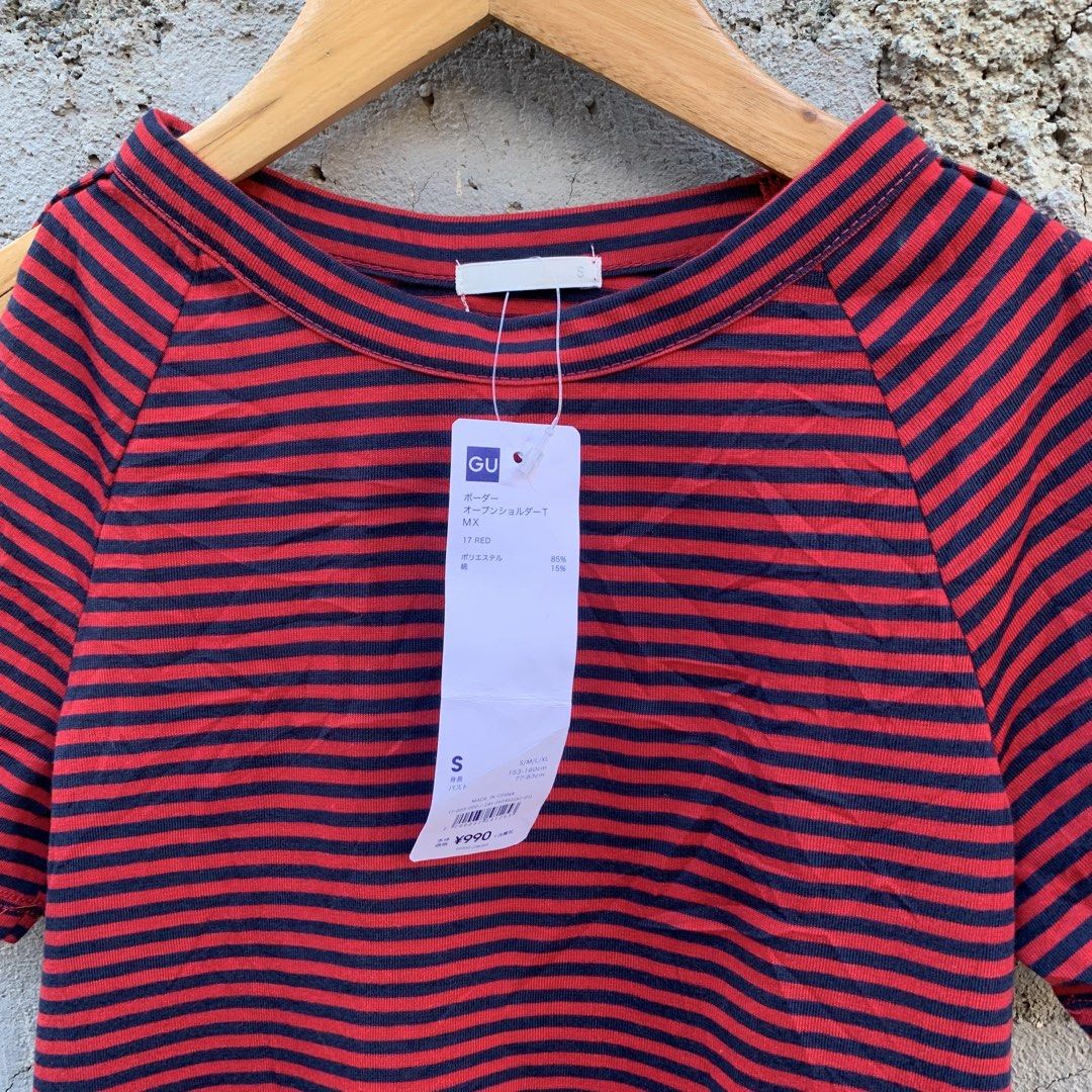 GU Women stripes top (Category: Shirts) located in Manila. Submitted by _thrift.clothes._ (Listing ID 1471134233, Image 2). Description: Size:Small W:15 L:21.