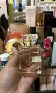 (Category: ) located in . Submitted by shopwithme_23 (Listing ID 1471258380, Image 1). Description: .
