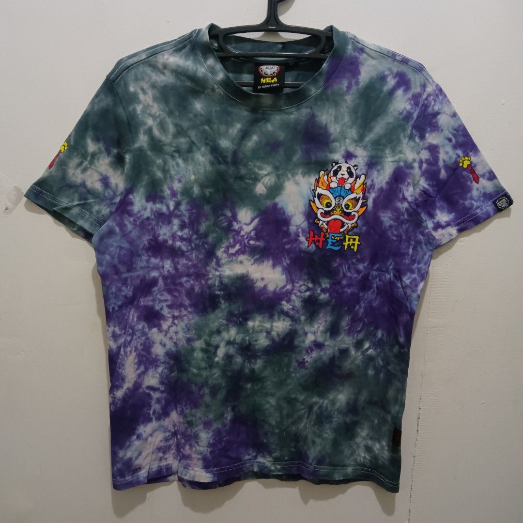 HEA Tie Dye Shirt (Category: Shirts) located in Caloocan City. Submitted by jaychingsss (Listing ID 1471257116, Image 2). Description: HEA Tie Dye Shirt - 100 20x25 No issue Complete Tags NEED WASH.