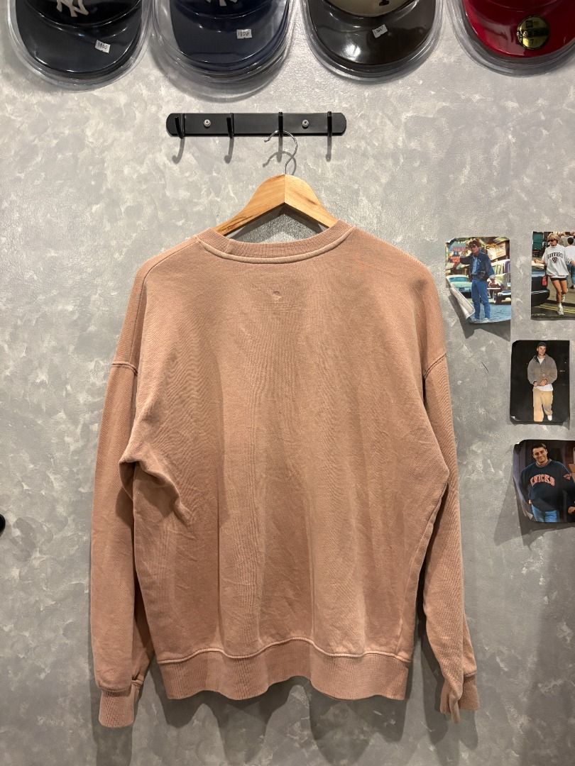 HER Sweater Merch (Category: Coats, Jackets and Outerwear) located in Quezon City. Submitted by outofhabits_store (Listing ID 1471235048, Image 3). Description: Size: Small Width: 24 inches Length: 26 inches Buy 2 items worth 600 pesos and get them for 1,000 Payment method: GCash Shipping options (shouldered by buyer): J&T 3-7 days, Lalamove or Grab within the day Location: Quezon City Please manage your expectations as this item is not brand new