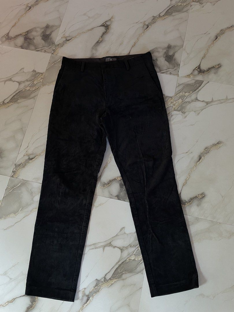 H&M Men Black Corduroy Pants (Category: Jeans) located in Baguio. Submitted by mamamyah (Listing ID 1471158747, Image 1). Description: H&M Black corduroy trousers Slim fit US 31 / EUR 31.