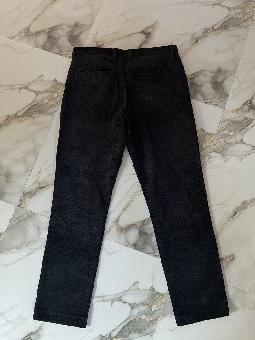 H&M Men Black Corduroy Pants (Category: Jeans) located in Baguio. Submitted by mamamyah (Listing ID 1471158747, Image 2). Description: H&M Black corduroy trousers Slim fit US 31 / EUR 31.