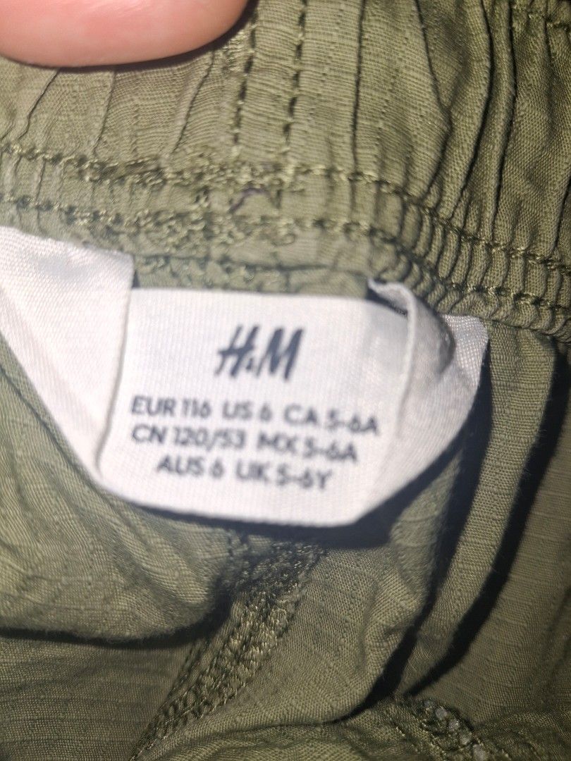 H&M Green Cargo Jogger Pants with Drawstring Waist (Category: Babies & Kids Fashion) located in Tarlac. Submitted by littlem0mi (Listing ID 1471142214, Image 2). Description: my son's outgrown clothes waist 24 inches length 26 1/2 inches MOP gcash (payment first) MOD j&t/LBC (shouldered by buyer.