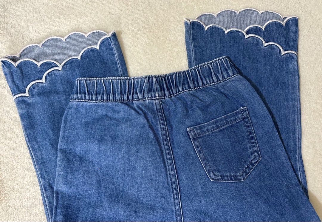 H&M jeans for girls (Category: Babies & Kids Fashion) located in Angeles City. Submitted by my_little_one_ph (Listing ID 1471237218, Image 3). Description: H&M Kids Original Lightly used Size 5-6.