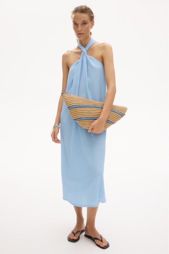 h&m light blue tie-up dress (Category: Dresses) located in Manila. Submitted by addupmylove (Listing ID 1471124570, Image 1). Description: h&m baby blue dress - only worn once! - tag is S, but fits medium-semi large frames as well! - dress is flowy and backless.