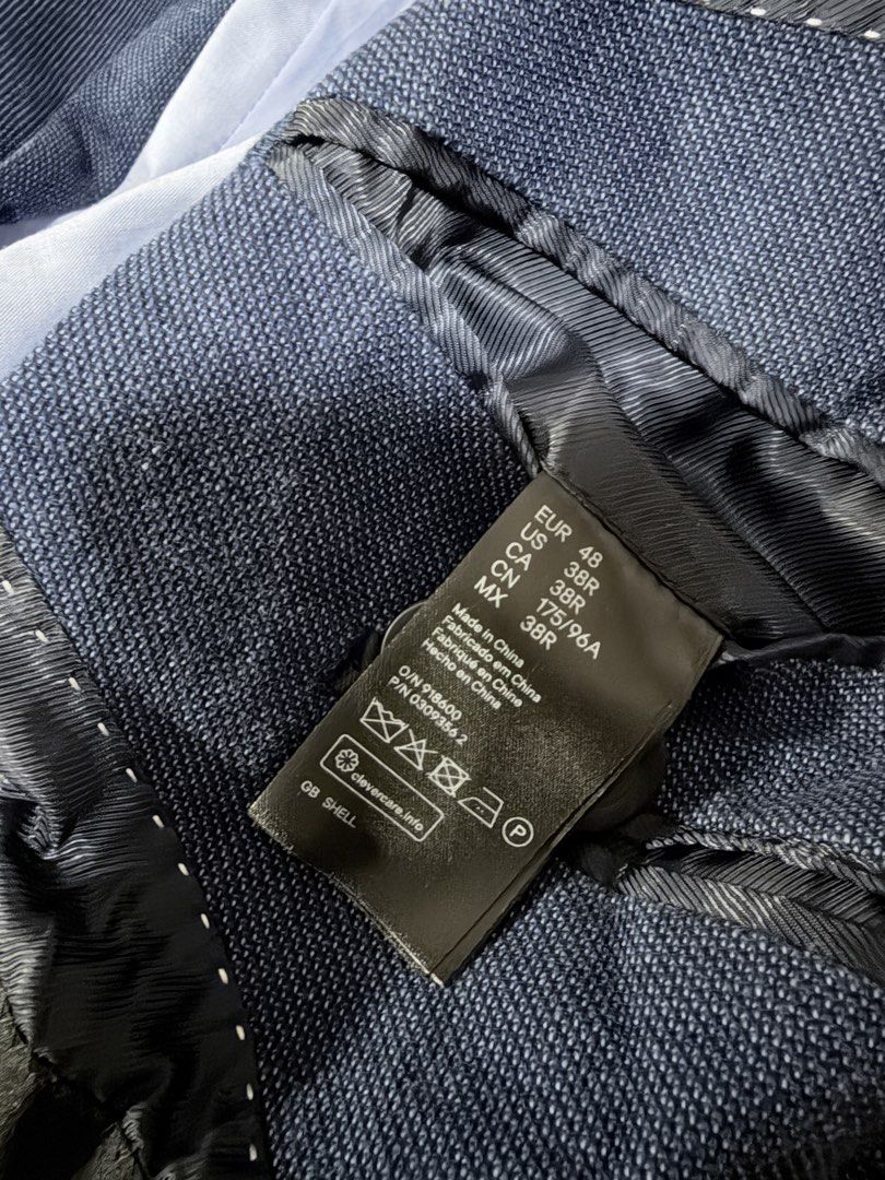 H&M Navy Slim Fit Suit Jacket & Trousers (Category: Coats, Jackets and Outerwear) located in Paranaque City. Submitted by dsthings (Listing ID 1471268352, Image 3). Description: - Brand: H&M - Color: Navy blue with linen fabric - Jacket: Slim fit, size 38R (EUR 48), two-button closure, and lined interior with pockets - Trousers: Slim fit, size 34R (EUR 50) - Condition: Like new used only 2 times .
