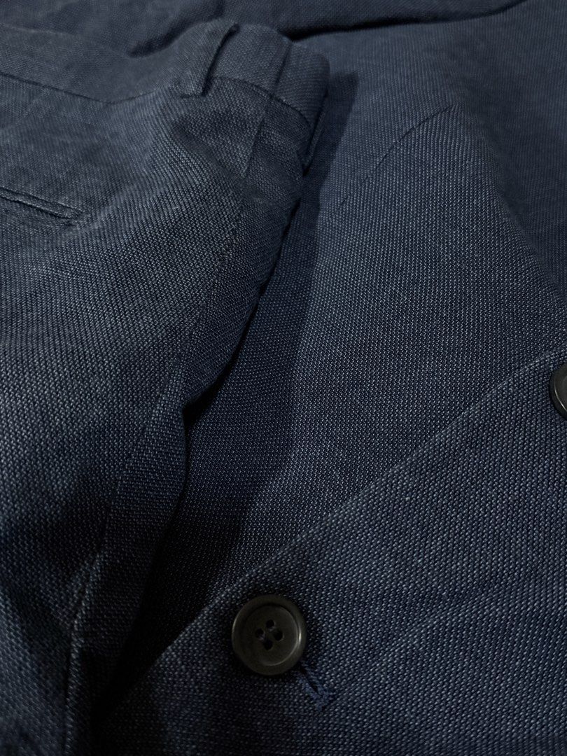 H&M Navy Slim Fit Suit Jacket & Trousers (Category: Coats, Jackets and Outerwear) located in Paranaque City. Submitted by dsthings (Listing ID 1471268352, Image 2). Description: - Brand: H&M - Color: Navy blue with linen fabric - Jacket: Slim fit, size 38R (EUR 48), two-button closure, and lined interior with pockets - Trousers: Slim fit, size 34R (EUR 50) - Condition: Like new used only 2 times .
