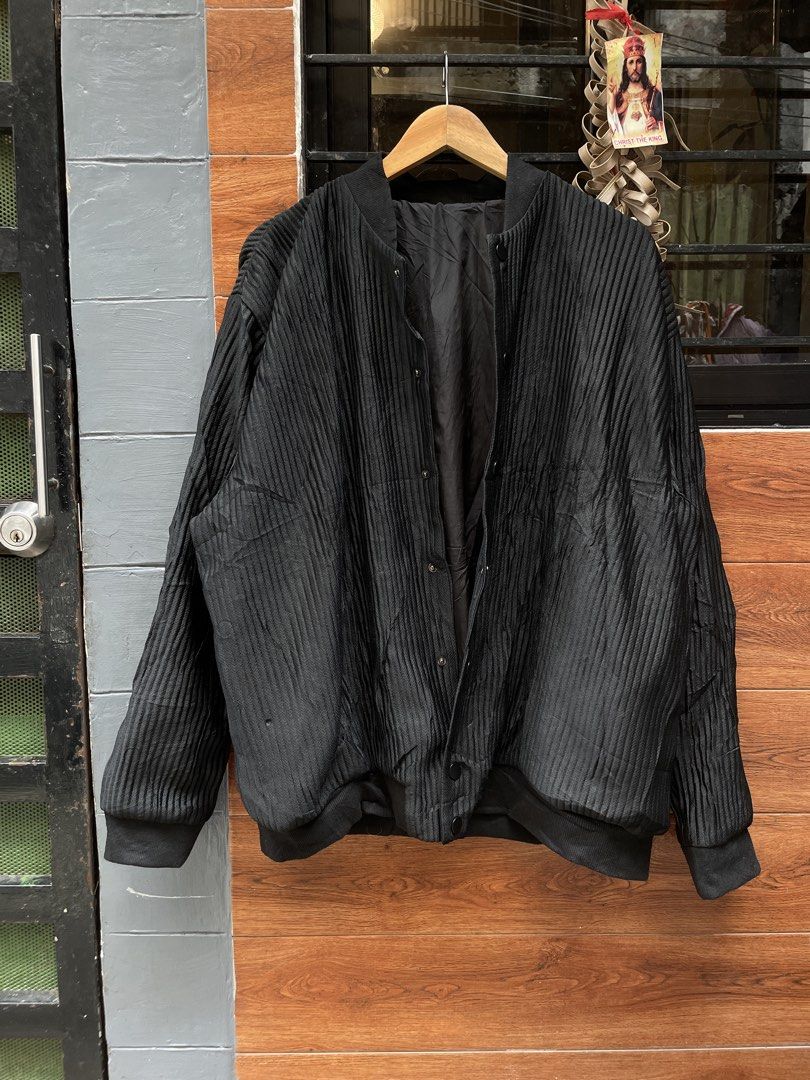 Homme Plisse Jacket (Category: Coats, Jackets and Outerwear) located in Las Pinas. Submitted by mnl.streetwear.ph (Listing ID 1471147917, Image 1). Description: • Homme Plisse Bomber Jacket Size 2 - Large Details posted flaws - hindi nasasara yung dalawa lang sa baba.