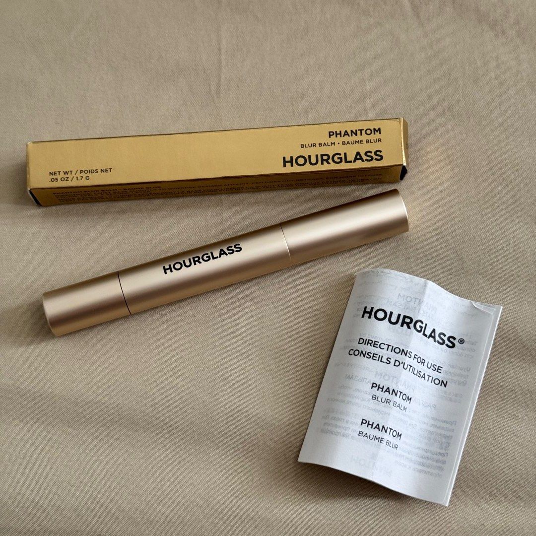 Hourglass Phantom Glossy Balm Mirage 35 (Category: Makeup) located in Binan City. Submitted by seoulbeauty_cart (Listing ID 1471185353, Image 1). Description: - Product: Hourglass Phantom Volumizing Glossy Balm (swatched only) - Shade: Mirage 35 - Size: 0.05 oz / 1.7 g (net weight) - Condition: Brand new, unused, in original gold box - Packaging: Twist-up metallic pen - Inclusions: Includes original instruction pamphlet - Guaranteed authentic and
