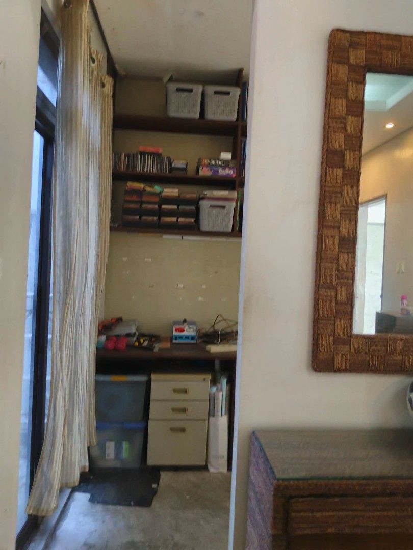 House for Sale in BFResort (Category: House & Lot) located in Marikina City. Submitted by vhanzmangaligmail.com (Listing ID 1471131638, Image 1). Description: Bungalow house with mezzanine. 3br 2tb 3car garage clean title nearer to Villar gym.