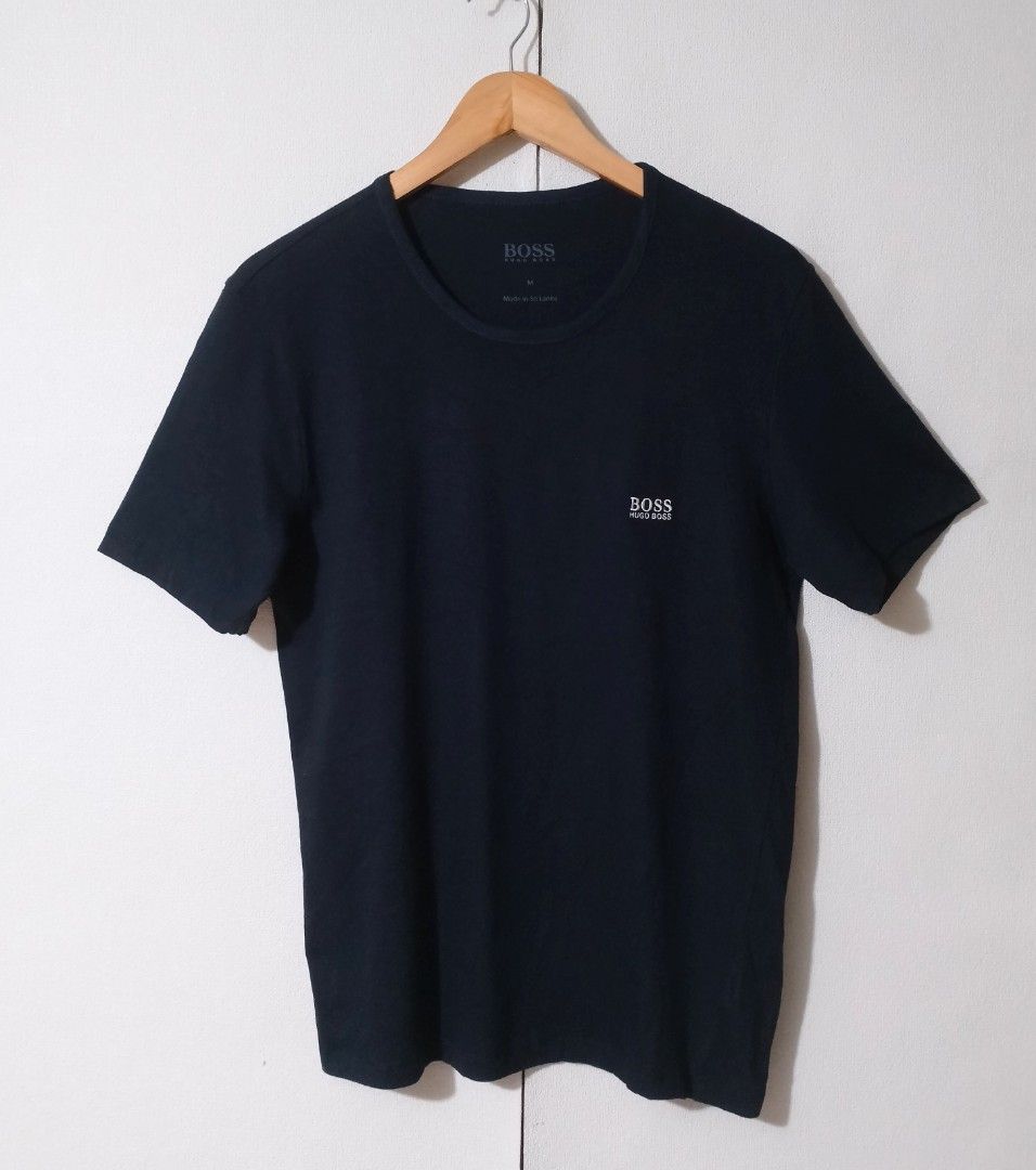 Hugo Boss (Category: Tshirts & Polo Shirts ) located in Iligan City. Submitted by jh_pr0 (Listing ID 1471227330, Image 1). Description: Hûgø Bōss Good as new Dimes: 19.5-20x28 Color rate: 9.9/10 No issue Mine: 1k+sf.