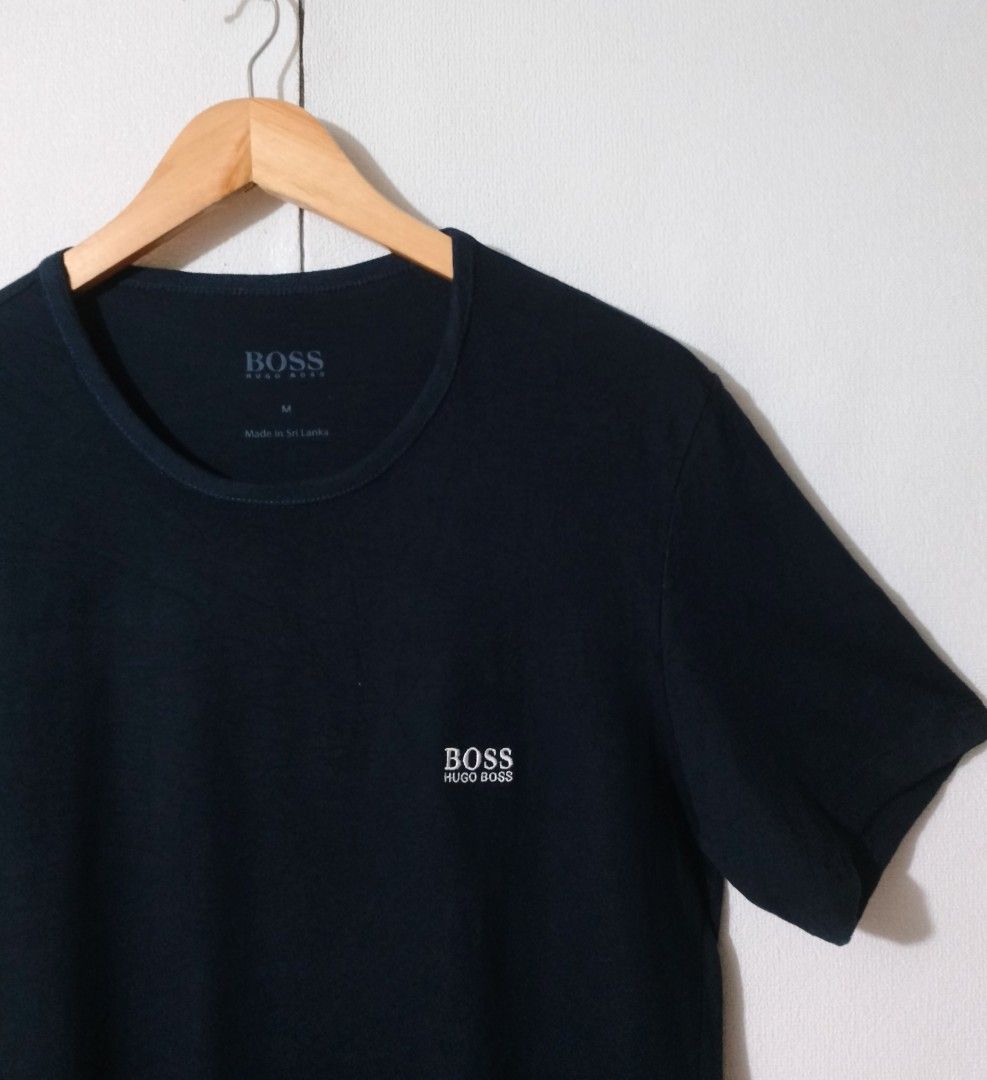 Hugo Boss (Category: Tshirts & Polo Shirts ) located in Iligan City. Submitted by jh_pr0 (Listing ID 1471227330, Image 3). Description: Hûgø Bōss Good as new Dimes: 19.5-20x28 Color rate: 9.9/10 No issue Mine: 1k+sf.