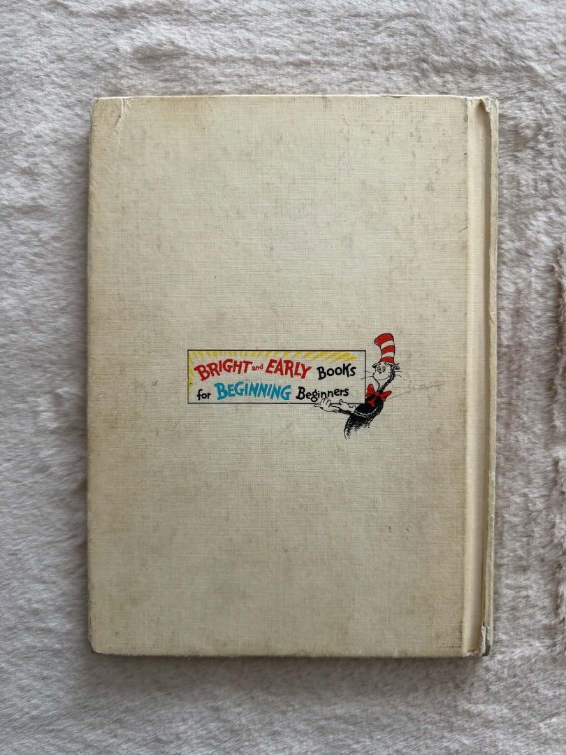 In A People House - Theo. Lesieg (Category: Children's Books) located in Santiago. Submitted by bookworm_club (Listing ID 1471137482, Image 2). Description: 📚no cancellation, return or exchange. 📚secondhand books. some books are in good condition while some has minimal flaws (foxing, creases, dog-eared pages, etc.) 📚reasonable haggling is allowed. 💰MOP: For same day pickup - CASH & BANK TRANSFER For shipping or scheduled pickup - BANK TRANSFE
