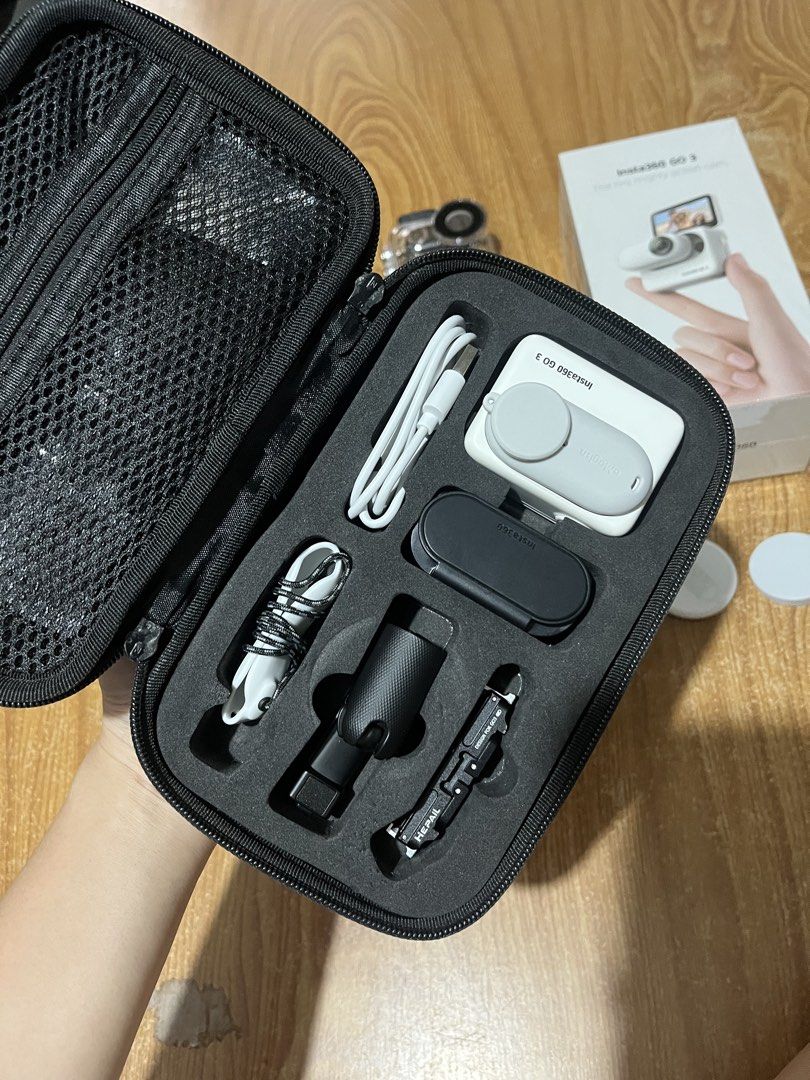 Insta360 GO 3 Action Camera Bundle with Accessories and Case (Category: Video Cameras) located in Manila. Submitted by smileyyyy077826 (Listing ID 1471122785, Image 1). Description: Insta360 Go 3 128gb -Original box and manual -Tempered glass installed -Unit and accessory bag -Pivot stand -Easy Clip -Magnet Pendant -Waterproof dive case for action pod and camera (both unused) -Aftermarket magnetic mount (Hepail) -Plastic frame mount (Telesin) Uni