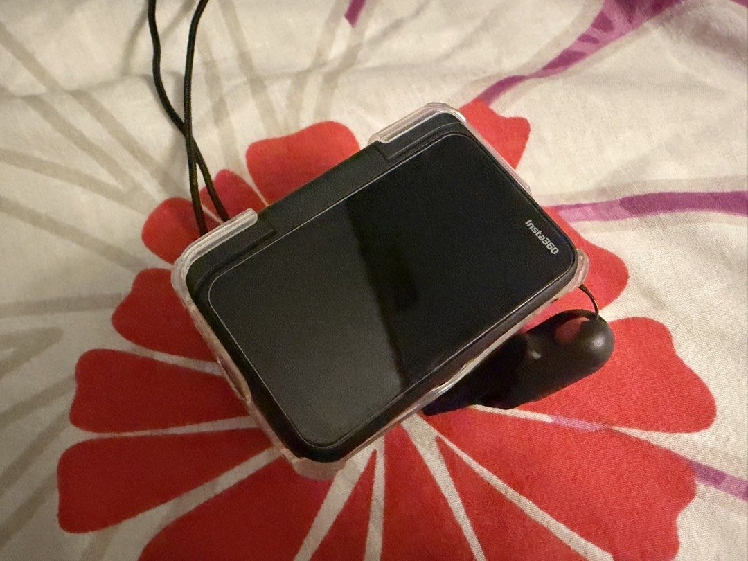 Insta360 GO Ultra Creator Bundle (Category: Video Cameras) located in Antipolo. Submitted by klynyl (Listing ID 1471270620, Image 3). Description: FOR SALE: Insta360 GO Ultra – Midnight Black Selling my Insta360 GO Ultra in Midnight Black. * Purchased: August 2026 * Complete set with original box and accessories * Original receipt available * Lightly used * Reason for selling: Need extra cash RFS: Need funds. PM for inquiries and actual photos. S