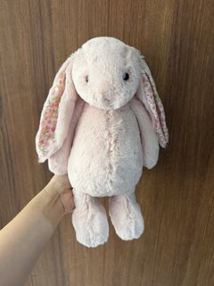 (Category: ) located in . Submitted by pasarbuysg (Listing ID 1471193678, Image 1). Description: .