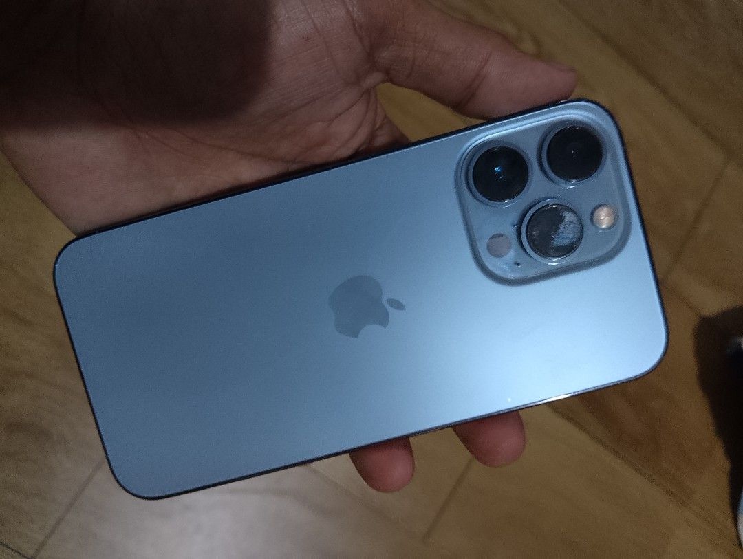 Iphone 13 Pro 128gb Sierra Blue (Category: iPhone 13 Series) located in Manila. Submitted by jnmrk (Listing ID 1471244240, Image 2). Description: For sale Makinis No Hidden issue all original with box unit only unli Reset Never opened Factory Unlock 98% Battery Health 23k RFS: Need Funds Loc Vista Verde North Caloocan Jollibee caybiga Sta Mesa By schedule.