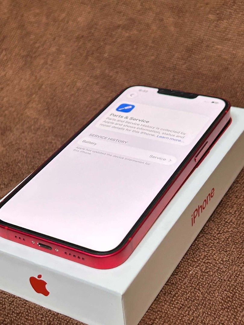 IPHONE 14 128 (Category: iPhone 14 Series) located in Quezon City. Submitted by goodgadgets_hub (Listing ID 1471158554, Image 3). Description: 📱 iPhone 14 — 128GB Price: ₱17, 000— slightly negotiable Factory Unlocked • No SIM Restrictions Battery Health: 76% Condition: You may view all the details in the pictures above. ⚠️ No hidden issues • Fully working 📦 What you get: Unit and Original box 📍 Location: Quezon City (Sm north, Cubao, Shangri l