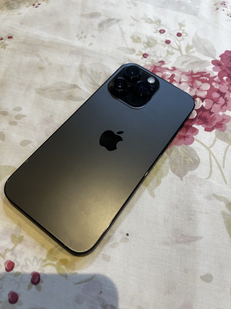 IPHONE 14 pro max (Category: iPhone 14 Series) located in Paranaque City. Submitted by luisemangalindan (Listing ID 1471161879, Image 1). Description: Iphone 14 PRO MAX 128GB 77BH NO ISSUE NO REPAIR FU ANY SIM PRISTINE CONDITION LOCAL VARIANT UNIT CASE ONLY NO BOX AND CORD PARANAQUE LOC MEET UP ONLY DM ME NOW 25500 nego.
