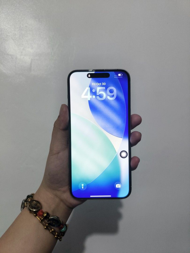 IPHONE 15 PRO MAX 1TB!! (Category: iPhone 15 Series) located in Manila. Submitted by stphanie_snts27 (Listing ID 1471216823, Image 2). Description: .