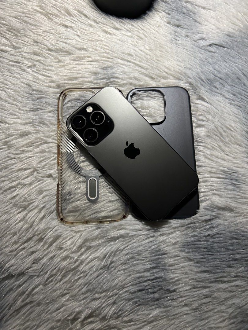 Iphone 16 Pro 128gb Fu (Category: iPhone 16 Series) located in Manila. Submitted by jakebergonio (Listing ID 1471148826, Image 1). Description: Sale/Swap Iphone 16 Pro 128gb Black Titanium Factory unlocked / Local variant 91% Batteryhealth / 787 Cycle count All working / Makinis No history of repair No issue test to sawa upon meetup Comes with Unit, orig cord & case Pasig manggahan loc.
