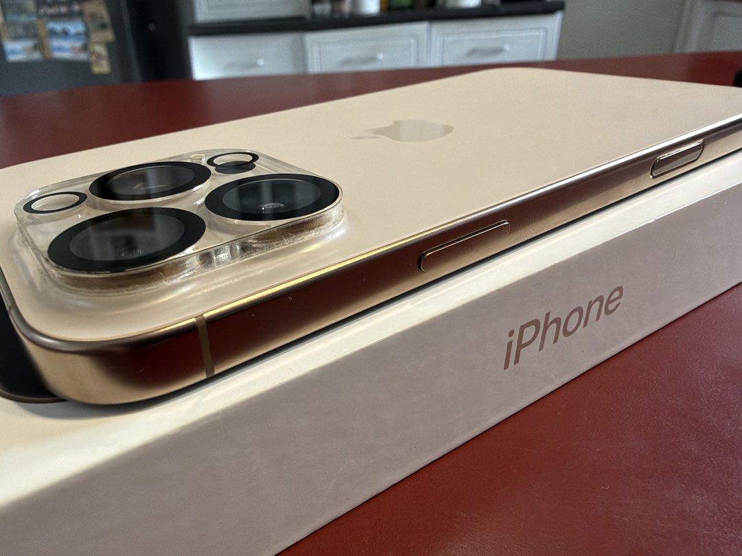 Iphone 16 Pro Max 256G (Category: iPhone 16 Series) located in Tagaytay City. Submitted by jrl25 (Listing ID 1471120094, Image 3). Description: Selling my Iphone 16 promax - 256gig - no scratches or dents - super kinis - complete with box - 92% Battery Health - factory Unlocked RFS- already have another unit Meet up Dasmarinas, Tagaytay, Silang, Makati, Alabang, Lipa area.