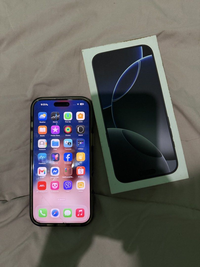 Iphone 16 Pro Max 256GB FU (Category: iPhone 16 Series) located in Santa Rosa. Submitted by superabby1993 (Listing ID 1471150810, Image 1). Description: - Model: iPhone 16 Pro Max - Storage: 256GB - Status: Factory Unlocked (FU) - Battery Health: 87% (Cycle Count: 797) - Condition: Well-maintained, comes with original box - Meet-up Location: Sta. Rosa de Lima Parish, Sta. Rosa, Laguna.