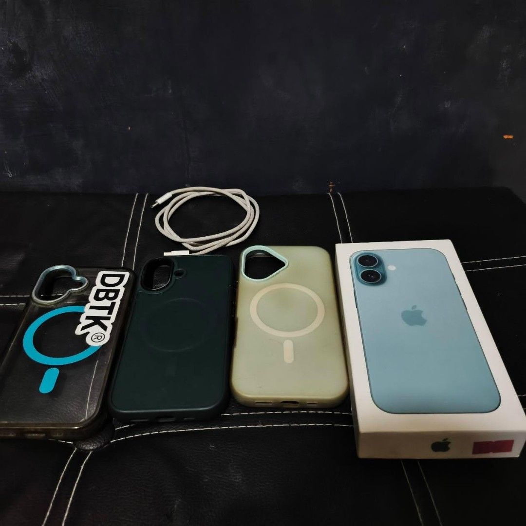 iPhone 16 Ultramarine 128GB (Category: iPhone 16 Series) located in Pozorrubio. Submitted by kael.flipper (Listing ID 1471165695, Image 3). Description: iPhone 16 Ultramarine 128GB / Open for swap + add cash 💸 • Battery Health: 87% • Cycle Count: 687 • ZP/A Variant | AnySIM / Openline • Complete box with receipt • Original cable included • 3 cases included • No issue, Pristine Condition PRICE: ₱34,499 (NEGOTIABLE ‼️) 📍 Meetup: SM Baguio / Bagui